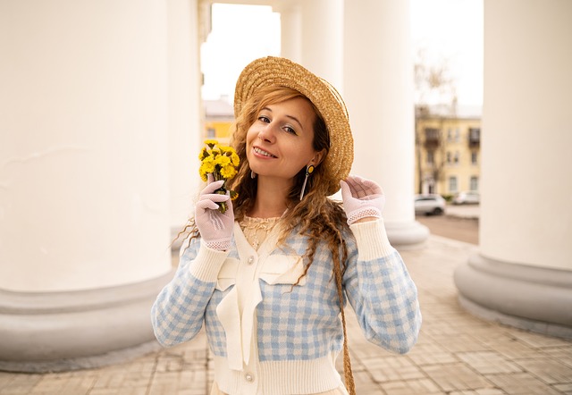 通过社交媒 通过社交媒